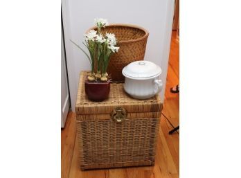 Woven Wicker Storage Basket Includes Decorative Floral Piece & Woven Wicker Planter