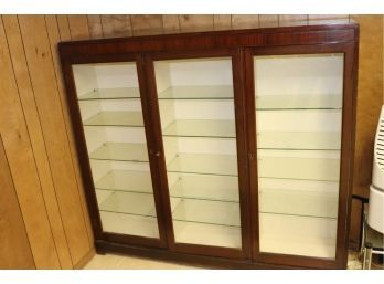 Vintage Display Cabinet With Glass Shelves & Lights