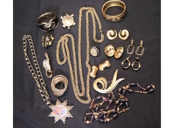 Large Vintage Jewelry Lot With Gold Tone Necklaces, 5 Pins, Earrings & Earrings