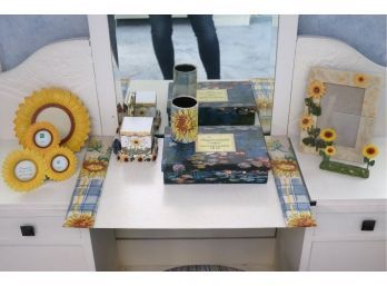 Sunflower Desk Accessories With Frames & Desk Pad
