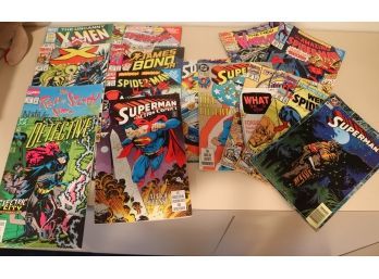 Lot Of 15 Collectable DC Comic Books With Spiderman, Superman & More