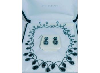 Fabulous Sterling Silver Necklace With Onyx Inserts Includes A Pretty Pair Of Post Earrings