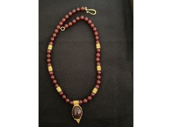 18' CARNELIAN BEAD NECKLACE WITH GOLD PLATED CARVED CARNELIAN  SCARAB PENDANT