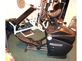 Octane Q35 Elliptical - High Quality Exercise Equipment - Buyer Is Responsible For Removal