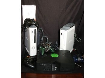 2 Xbox 360 Consoles & Xbox As Pictured Includes 4 Controllers, RCA Wires As Pictured! No Power Cords, Can