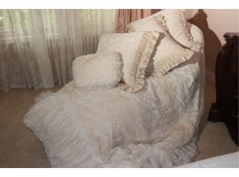 Gorgeous Handmade Boudoir Style Kings Size Bedding With Hand Stitched Flowers Includes 3 Larger Pillows