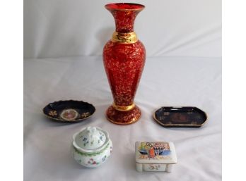 Pretty Murano Glass Vase With Gold Painted Accents & Limoges France Ashtrays, Small Sugar Dish With Lid, T