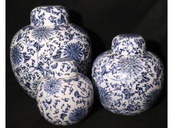 Set Of 3 Blue & White Japanese Porcelain Ware Ginger Jars
