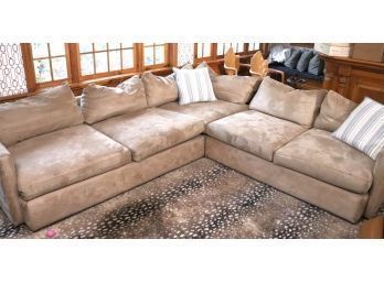Large 3-Piece Contemporary Style Down Filled Sectional Sofa In A Neutral Tone