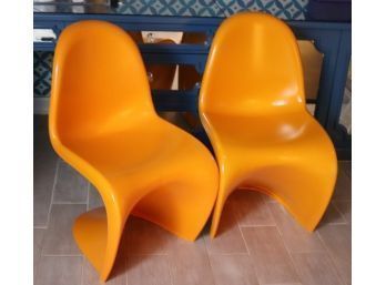 Set Of 2 Unique Stylish Accent Chairs, Cool Retro Look!