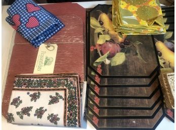 Mixed Lot Of Assorted Place Mats And Settings Including Peasant Mats