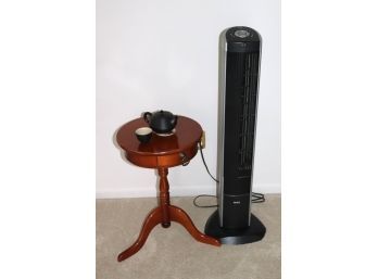 Seville Classics UltraSlimline Tower Fan With 15' Round Accent Table