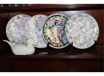 Set Of 4 Floral Chinese Plates With Ceramic Duck