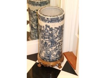 Crackled Finish Blue And White Asian Design Umbrella Stand With Brass Finished Base