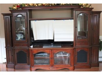 Large Detailed 6 Piece Wall Entertainment Unit With Lots Of Storage