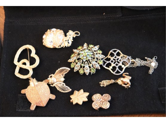 Stunning Lot Of Women's Brooches And Pins Includes Monet & Metropolitan Museum Of Art