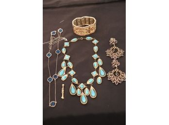 Women's Jewelry Lot Includes Necklaces, Earrings And Flex Bracelet