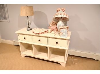 Pottery Barn Painted Cream 3 Drawer & Cubby Console Table With Decorative Accessories