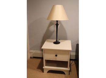 Pottery Barn Cream End Table With Lamp