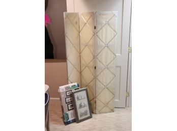 3 Piece Panel With Picture Frames