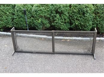 Adjustable Metal Gate With Small Folding Dog Playpen