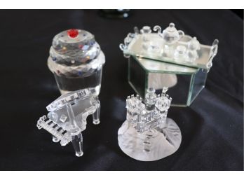 Mixed Lot Of Assorted Crystal Glass Miniature Pieces Includes Signed Cupcake, Piano, And Castle