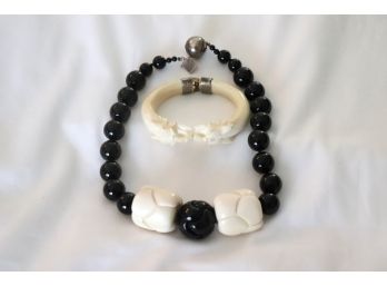 Stunning Black Onyx Beaded Necklace With Elephant Bangle Clasp Bracelet