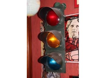 Wired Traffic Signal Light In Working Condition