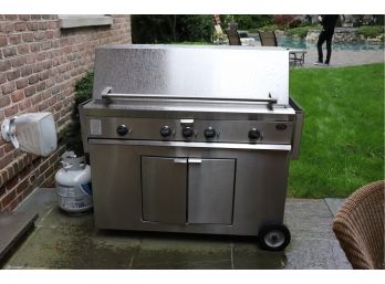 Dynamic Cooking Systems Inc Professional 5 Burner Stainless Steel Propane Grill 