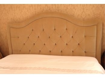  Luxury King Upholstered Velvet Tufted Headboard And Bed Frame (Mattress And Bedding Not Included)