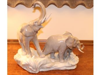 Vintage Lladro Family Of Elephants Porcelain Figurine. Hand Made In Spain