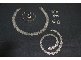 Large Lot Of Mixed Sterling Jewelry Pieces Includes 2 Heavy Necklaces, 3 Sets Of Earrings, Bracelet & Pendant