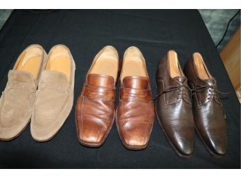 3 Pairs Of Mens Quality Designer Shoes Includes Gucci Size 8, Santoni Size 9.5 And Taryn Rose Size 9.5