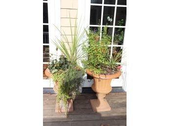 Set Of 2 Large Outdoor Resin Planters