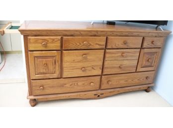 Samuel Lawrence 11 Drawer Wood Dresser