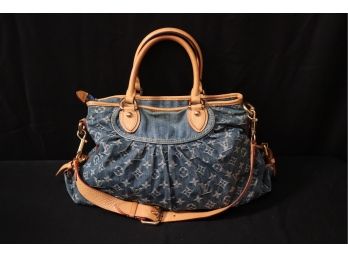 Authentic Louis Vuitton Denim Neo Cabby MM Iconic Monogram Blue Handbag. 'Can Ship'