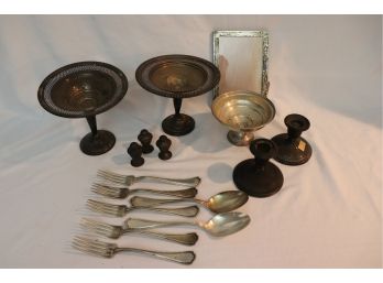 ASSORTED STERLING ITEMS INCLUDES WEIGHTED BOWLS, SALT & PEPPER SHAKERS, FRAME & ASSTD FLATWARE