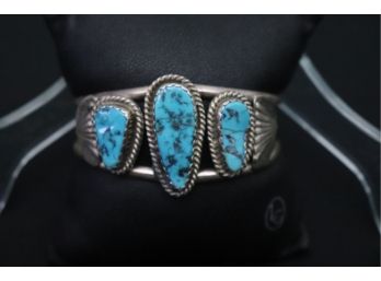 NAVAJO STYLE STERLING CUFF BRACELET WITH 3 TURQUOISE STONES APPROXIMATELY 6' L, CAN SHIP
