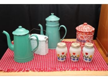 MIXED LOT OF VINTAGE ENAMELED WARE INCLUDES 2 EUROPEAN COFFEE POTS WITH CANISTER AND FIRE KING SALT & PEPPER S