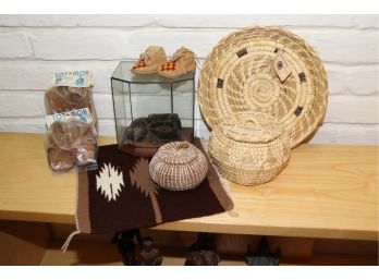 DECORATIVE NATIVE AMERICAN ITEMS INCLUDES SMALL TAPESTRY, HANDWOVEN BASKETS & TOT MOX BABY MOCCASINS