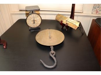 VINTAGE SCALES INCLUDES SALTER SPRING BALANCE MADE IN ENGLAND AND CHATILLIONS SPRING NY