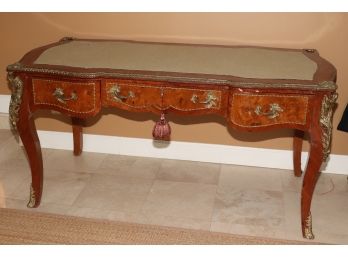 REPRODUCTION VINTAGE LOUIS XV FRENCH STYLE WRITING STYLE DESK WITH BURLWOOD VENEER & BRASS ORMOLU