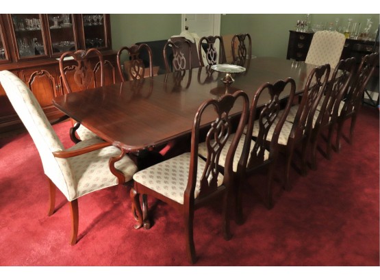 THOMASVILLE CARLTON HALL CHERRY WOOD QUEEN ANNE STYLE DINING TABLE WITH DOUBLE PEDESTAL & 12 CHAIRS