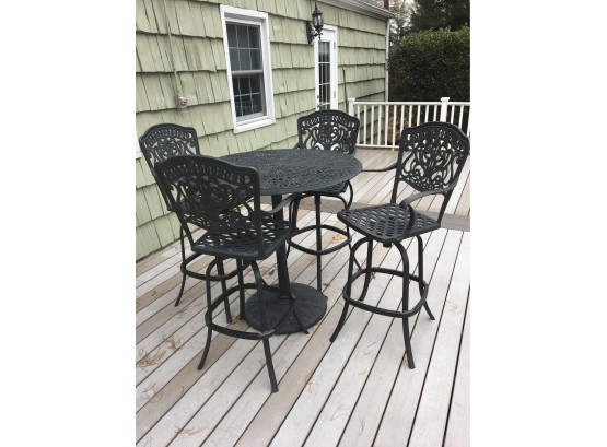 QUALITY MILANO CAST ALUMINUM BISTRO TABLE WITH 4 SWIVEL STOOLS
