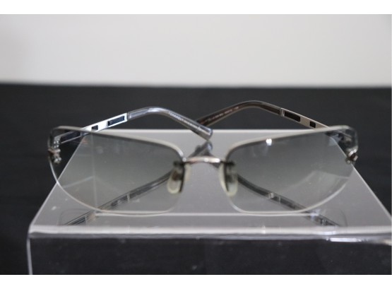 Authentic Chanel Style 4113 Womens Sunglasses With Smokey Gradient Lenses