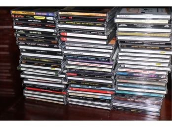 COLLECTION OF APPROXIMATELY 75 CDS INCLUDES AIR SUPPLY, JOE BECK, RAMSEY LEWIS, LOU RAWLS, CARLY SIMON & MORE