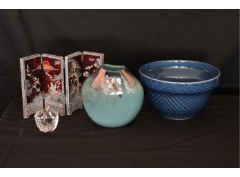 Eclectic Vintage Decorative Accessories  Hand Blown Signed Vase, 4 Panel Miniature Wall Divider & More!