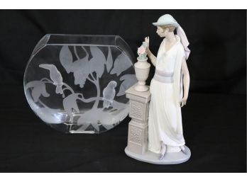Beautiful Lladro Figurine K-18 Ju  12 & Contemporary Badash Etched Frosted Crystal Vase