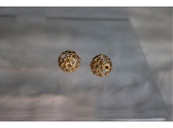 14K Gold Pierced- Half Dome Shaped Filigree Stud Earrings