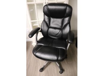 Black Leather Seating Surface Executive Adjustable Desk Chair  Very Comfortable!!